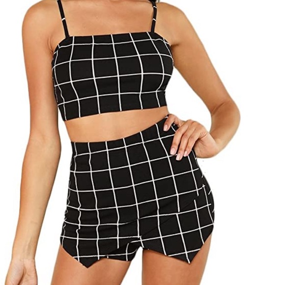 SHEIN 2 piece Grid Crop Top & Skort - Picture 2 of 11